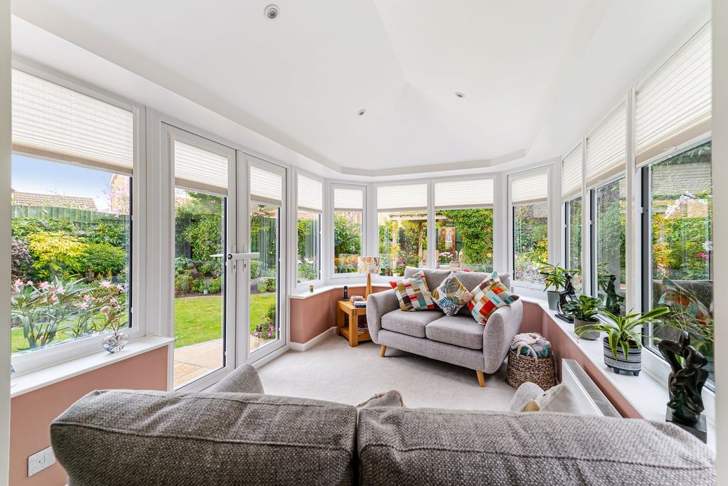 Property photo 3 of 24