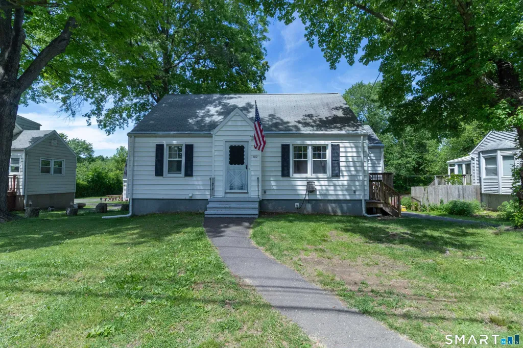 Property photo 1 of 30