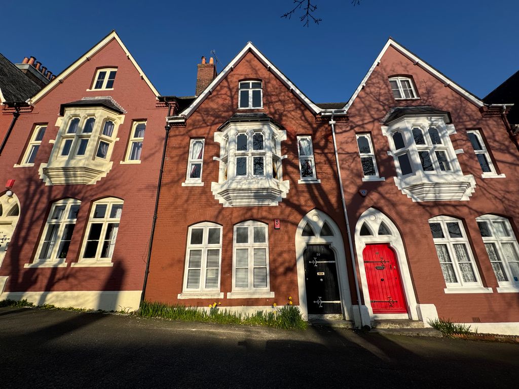 Property photo 1 of 6