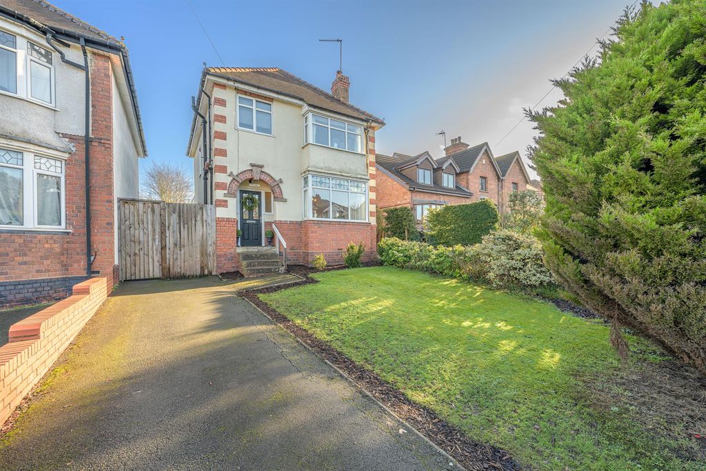 Property photo 1 of 21