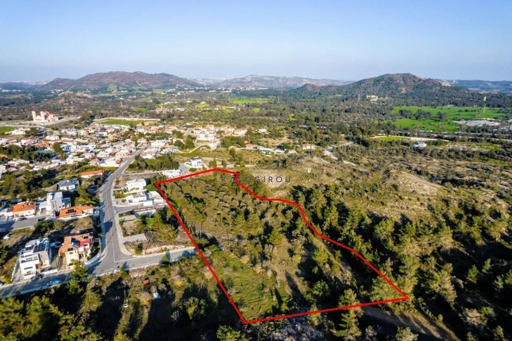 Property photo 3 of 3