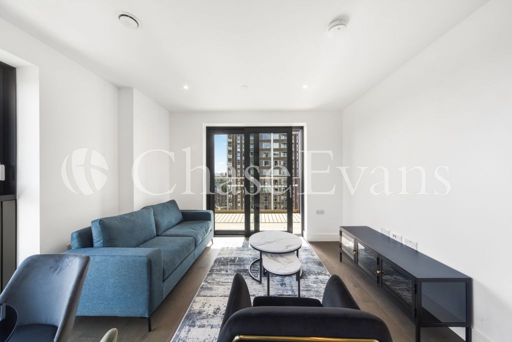 Property photo 3 of 16 Living Area