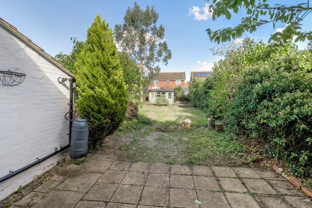 Property photo 2 of 19