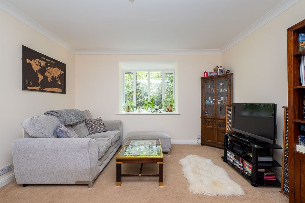 Property photo 2 of 21 Picture No. 05