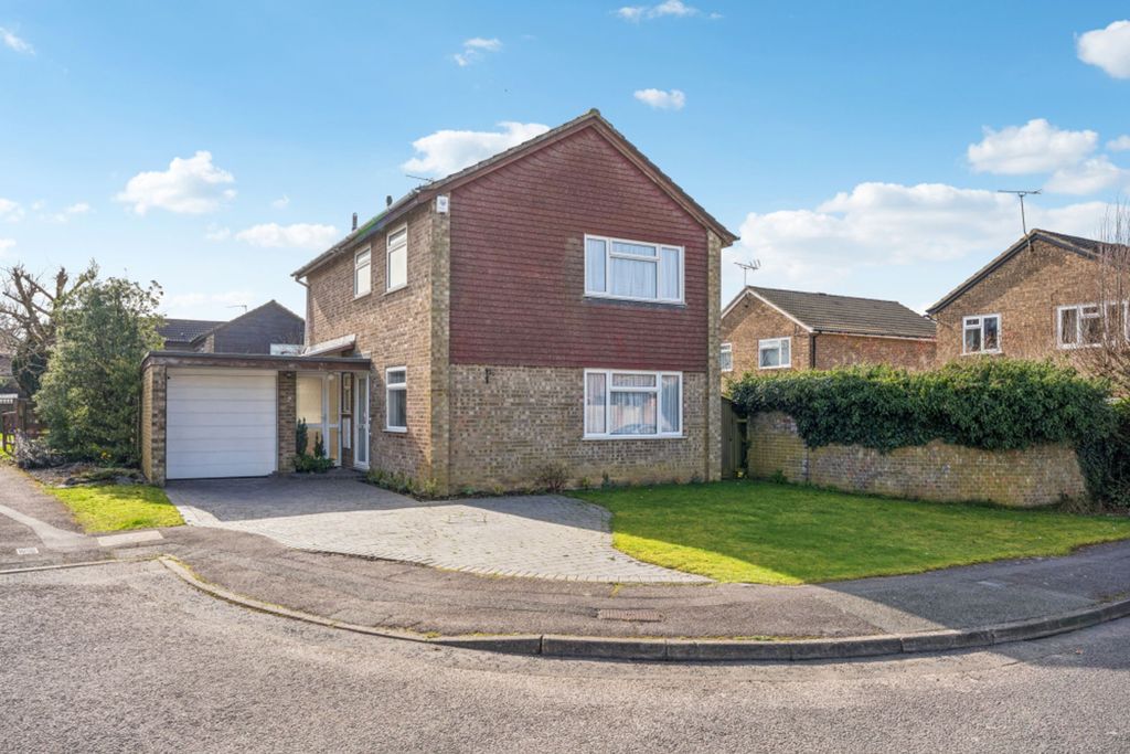 Property photo 1 of 24