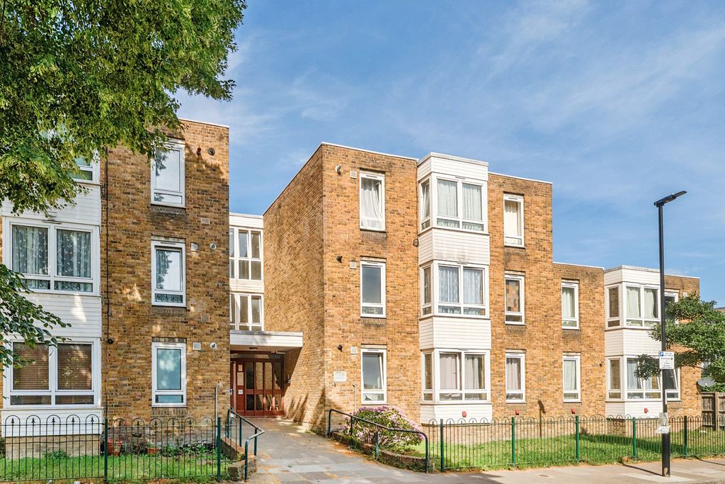 Property photo 1 of 17 1488707-16-6A4Cbb...