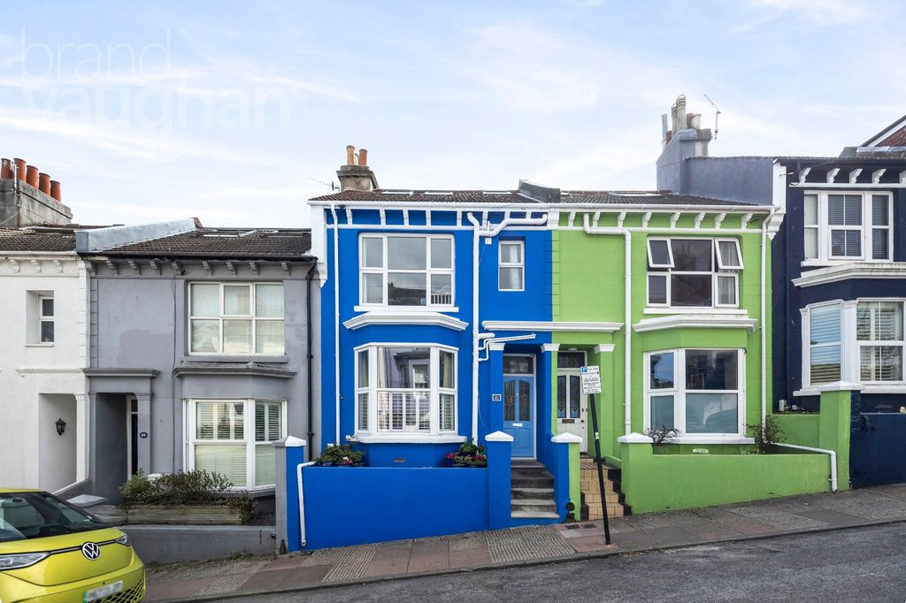 Property photo 1 of 19 Picture No. 03