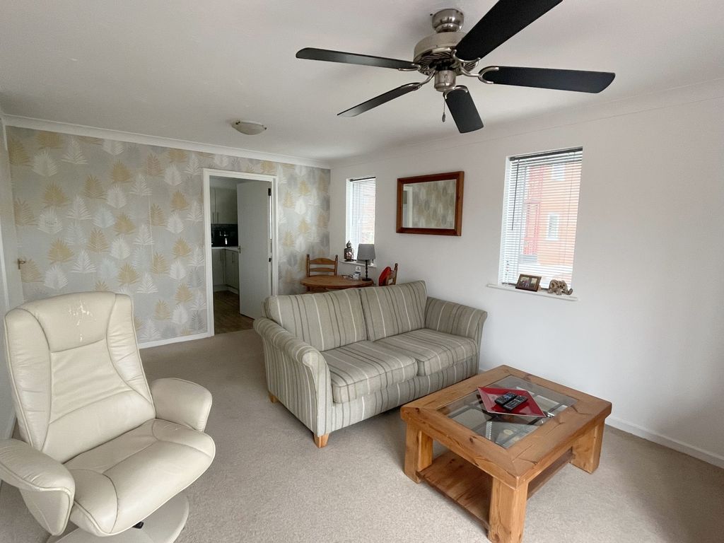 Property photo 2 of 9 Gallery