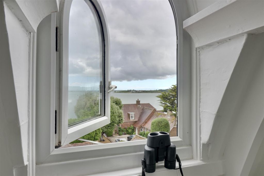 Additional image 16 of 3 bed maisonette for saleLangstone High Street, Havant PO9