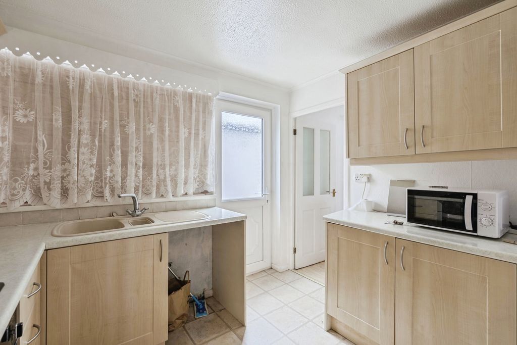 Property photo 3 of 20 Pbox-Img.Jpg