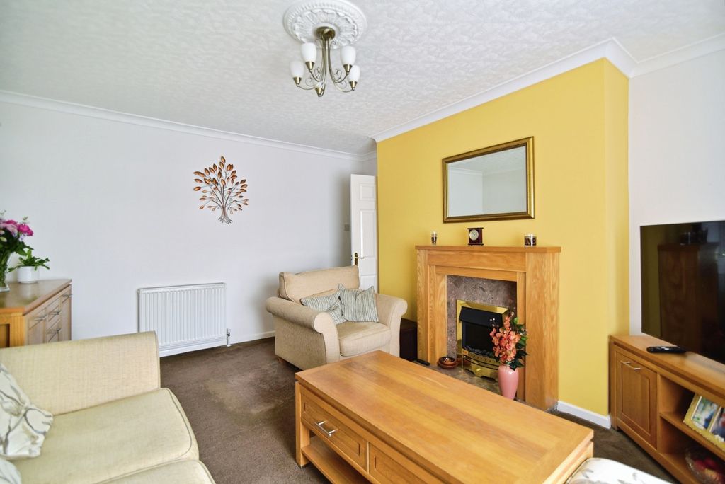 Property photo 2 of 11 Pbox-Img.Jpg