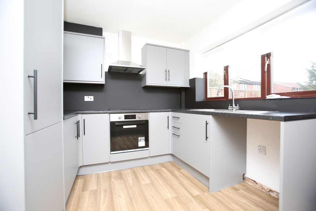 Property photo 3 of 9 593A3191