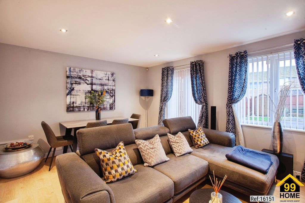 Property photo 3 of 20 Photo 2