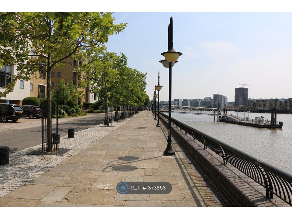 Property photo 1 of 12 Maritime Quay