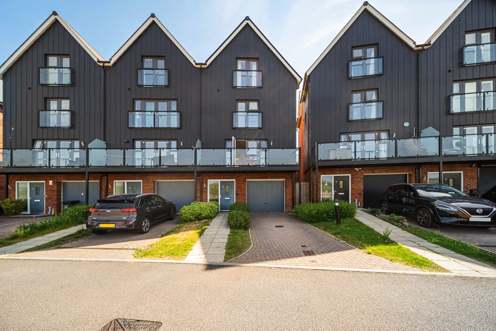 Property photo 1 of 22 3950591