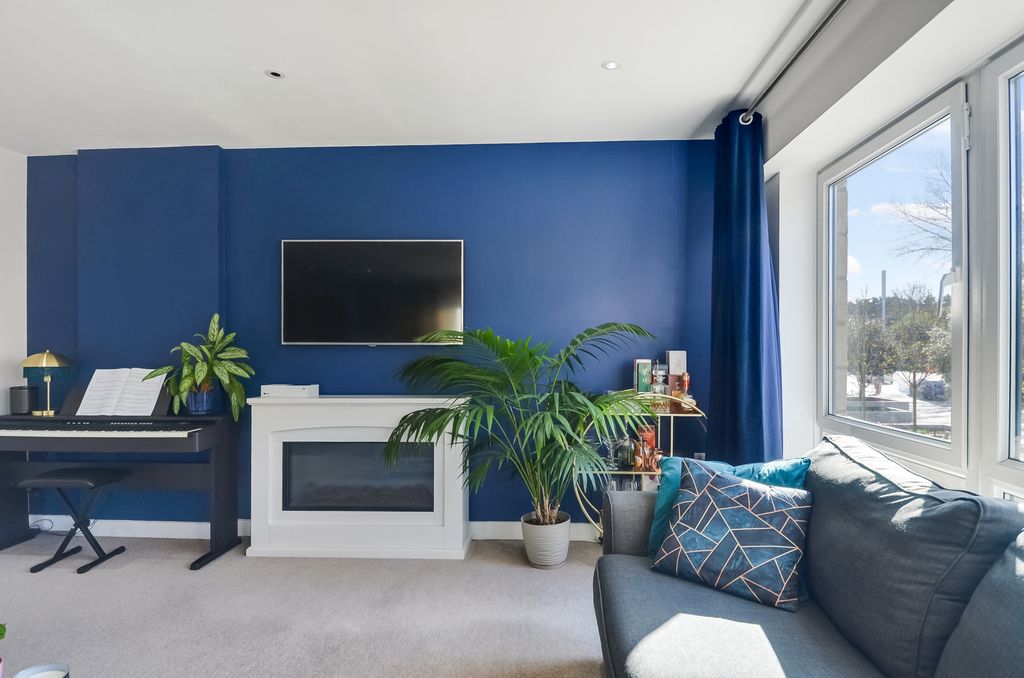 Property photo 2 of 24 Open Plan Living Area  (6).Jpg