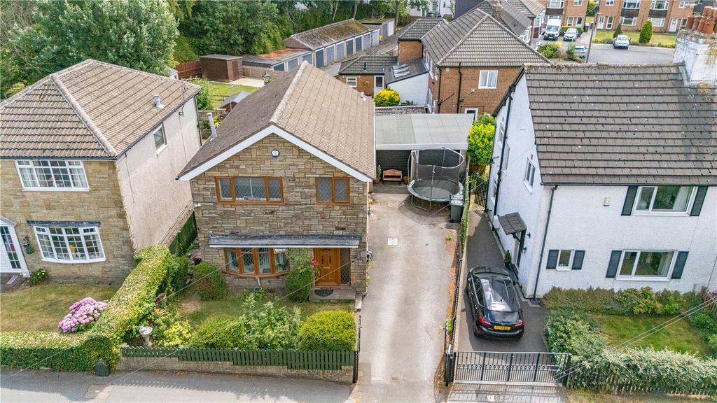 Property photo 1 of 23 Picture No. 32
