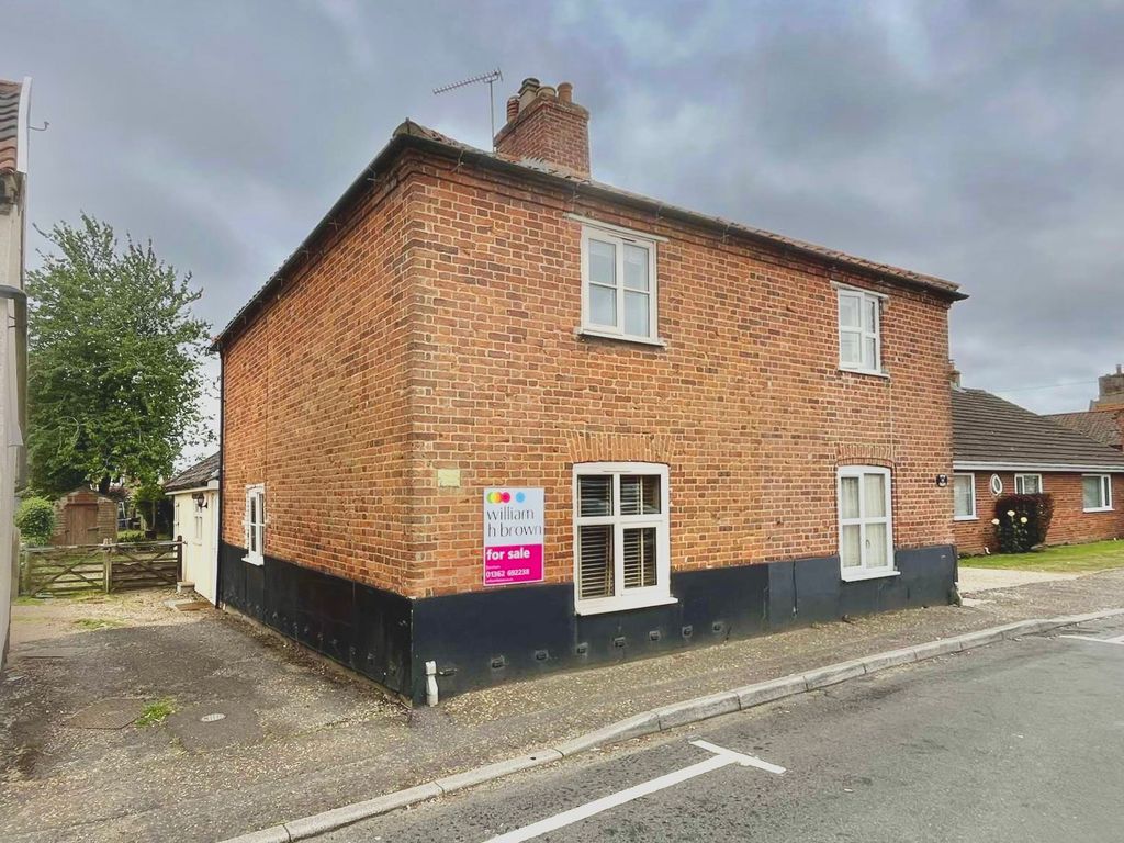 Property photo 1 of 11