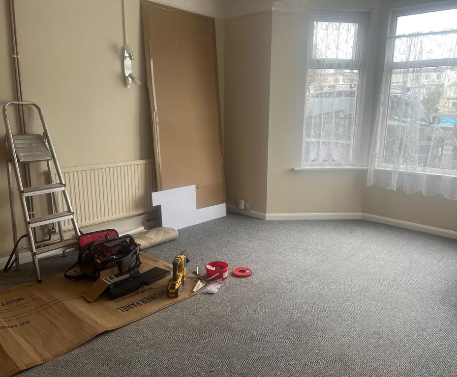 Property photo 2 of 6