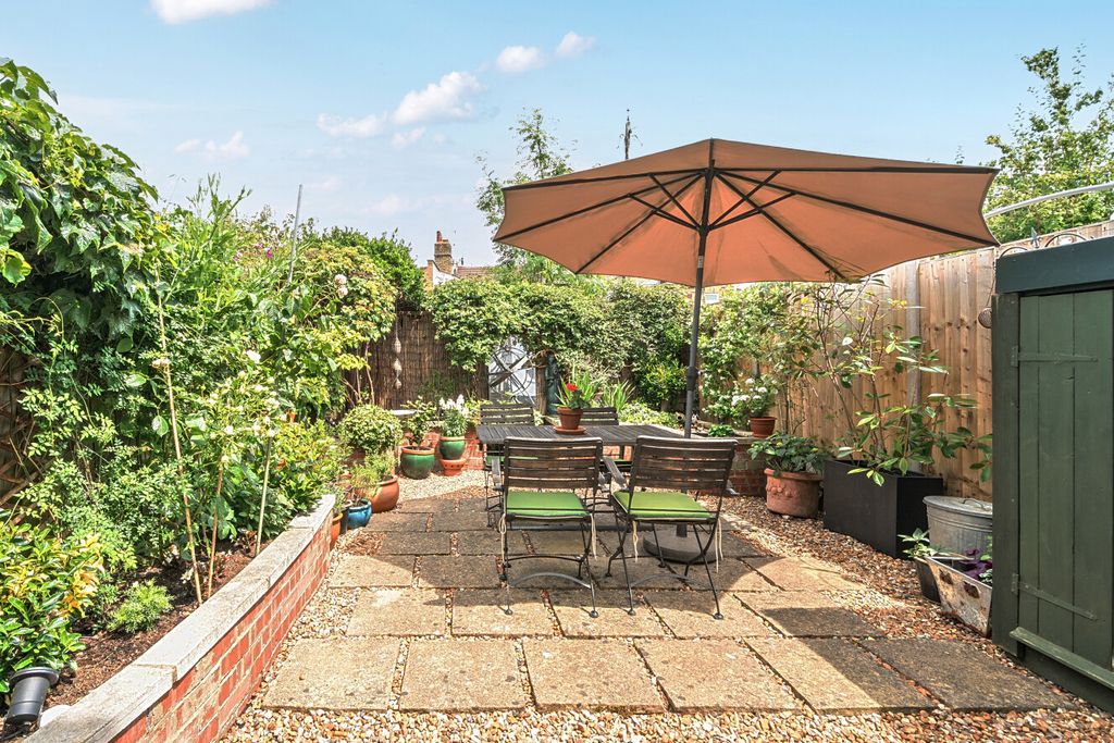 Property photo 3 of 44 1479742-7-6A33E83...