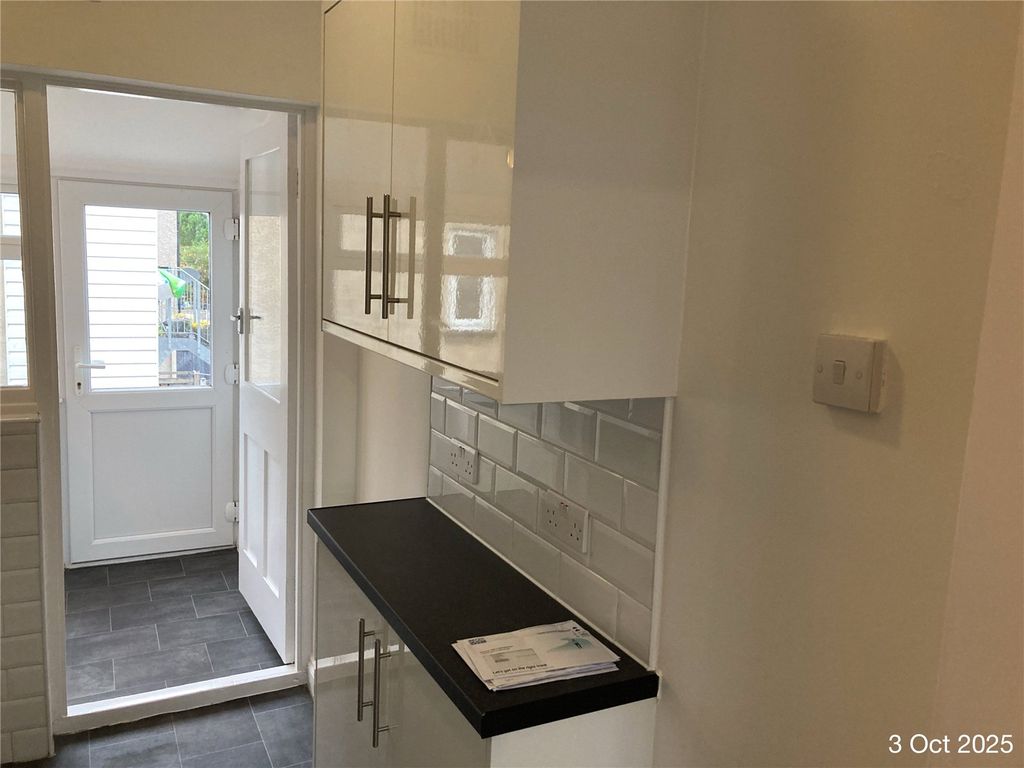 Property photo 3 of 11 Picture No. 31