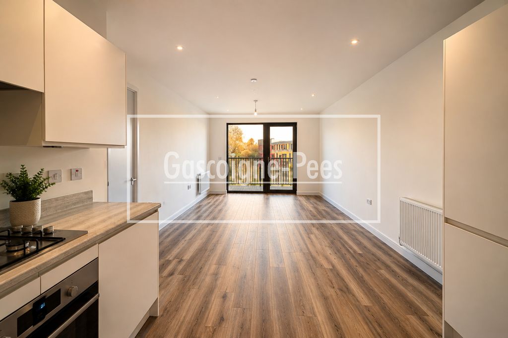 Property photo 2 of 9