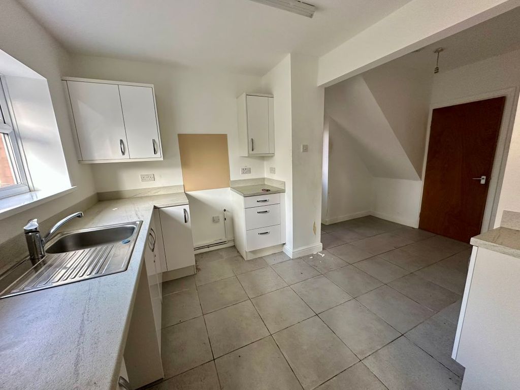 Property photo 2 of 10 Image 2