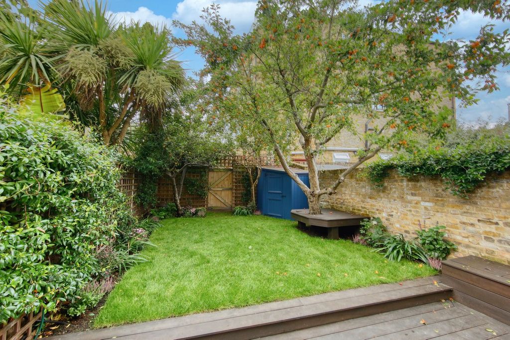 Property photo 3 of 17
