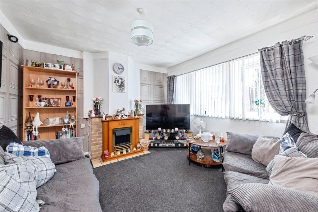 Property photo 2 of 15 Picture No. 01