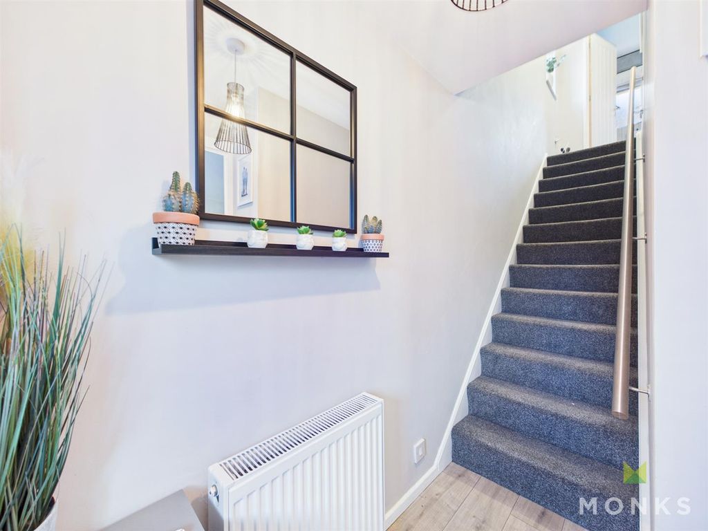 Property photo 2 of 15 Cam01420G0-Pr0802-Still011.Jpg