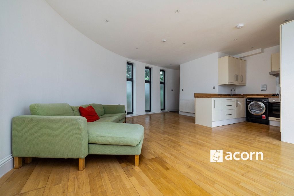 Property photo 2 of 11 Bfk_1763