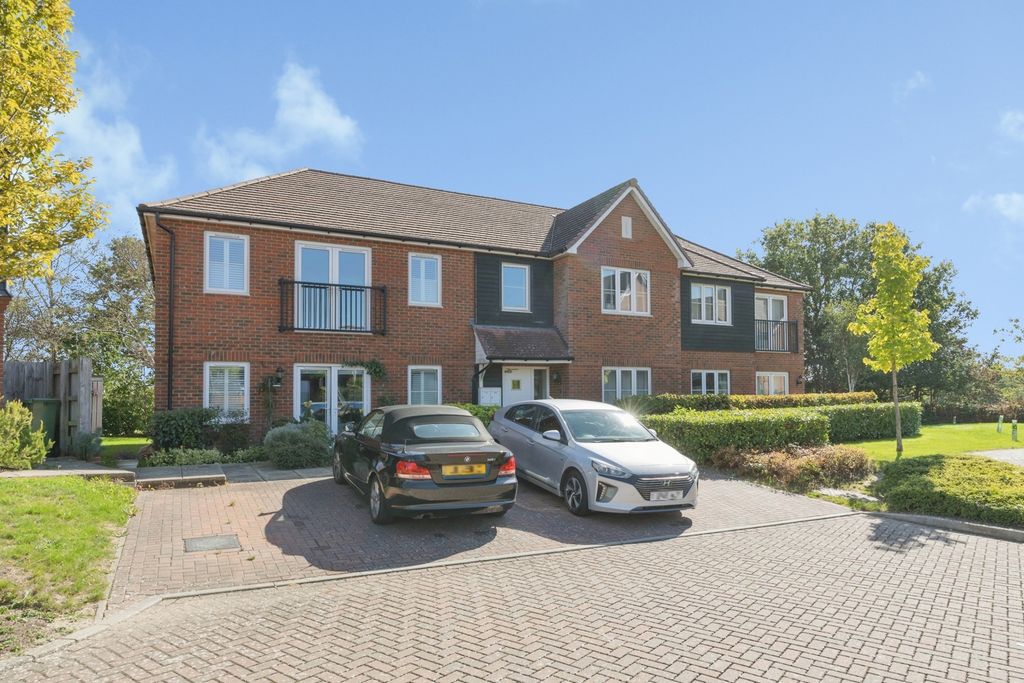 Property photo 1 of 16 Pbox-Img.Jpg