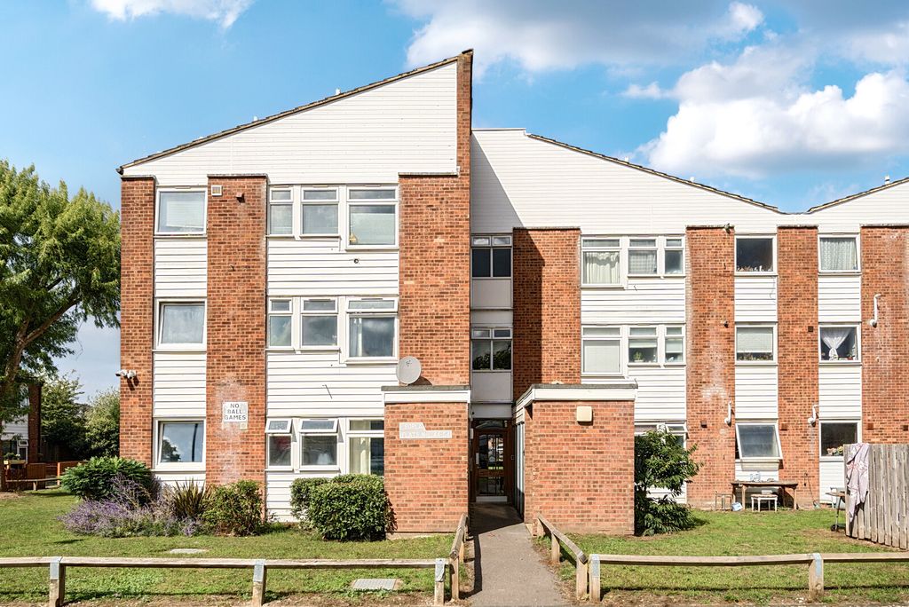 Property photo 1 of 10 1349961-2-68c2Bb5...