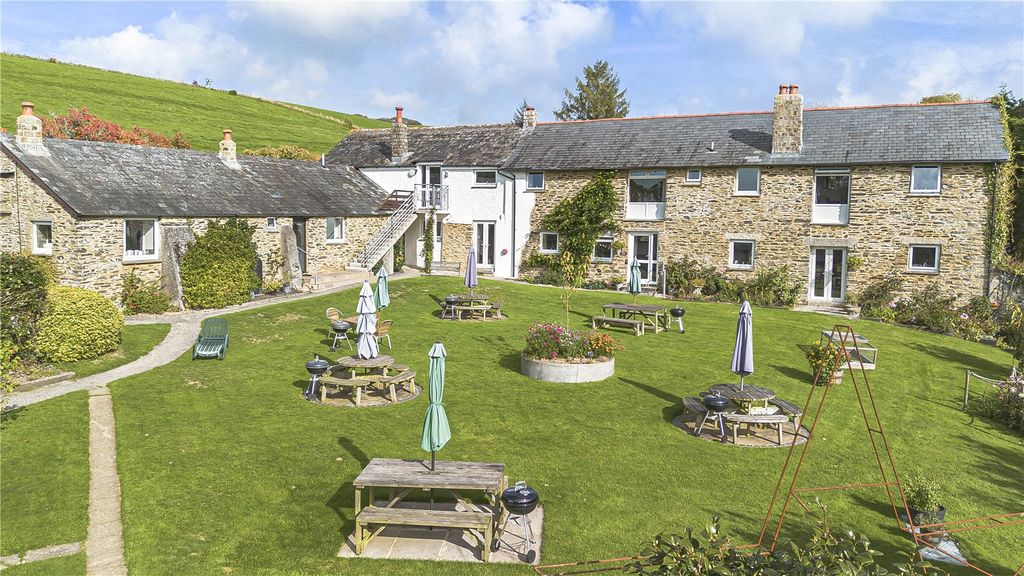 Property photo 1 of 25 Picture No. 04