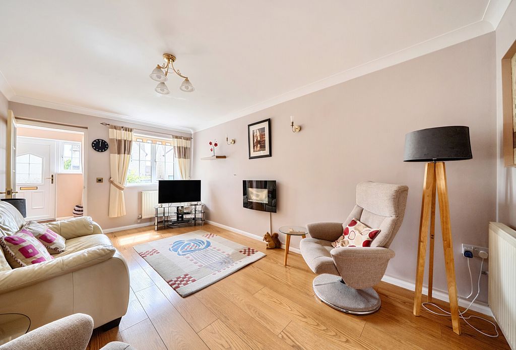 Property photo 2 of 25 1457080-5-6A06034...