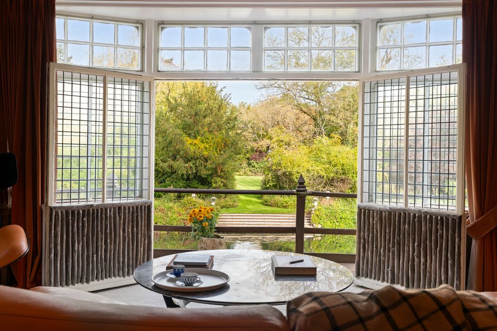 Property photo 3 of 20