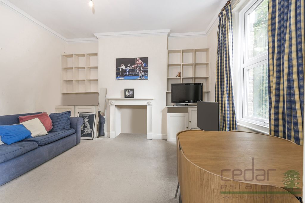 Property photo 1 of 9