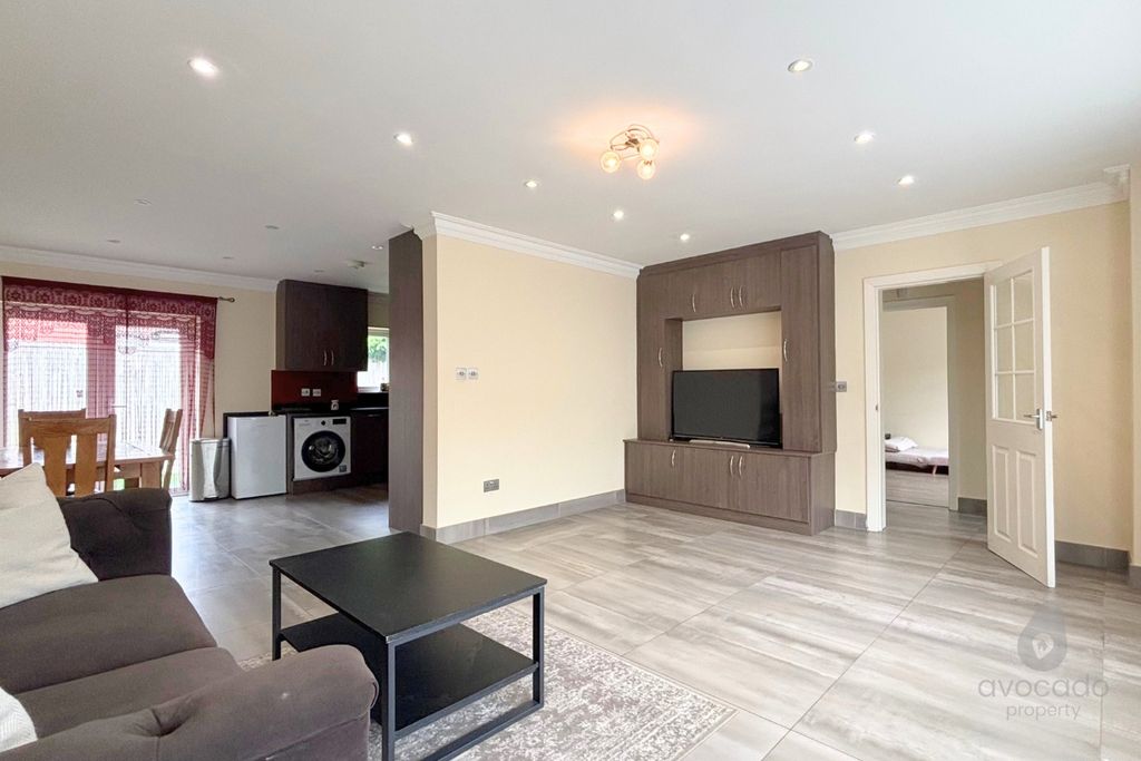 Property photo 1 of 24 4384692