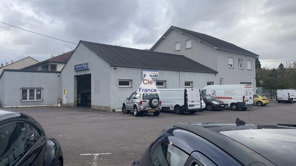 Property photo 1 of 15