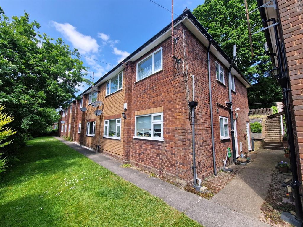 Property photo 1 of 9 01H25S7Ctd96C3Np3H9W