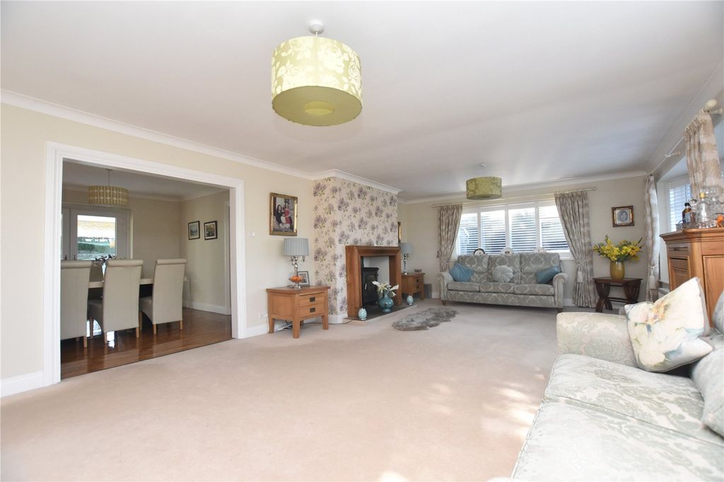Property photo 2 of 21 Picture No. 01