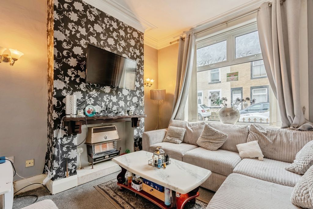 Property photo 3 of 13 Reception Room