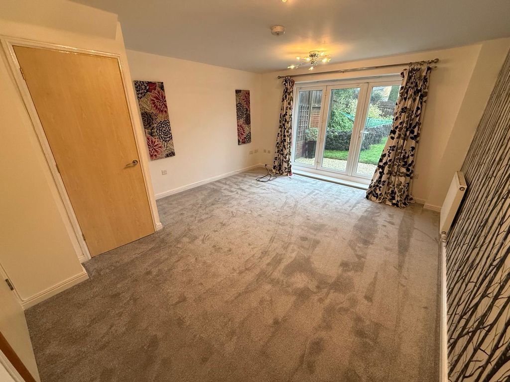 Property photo 2 of 13 Photo 2