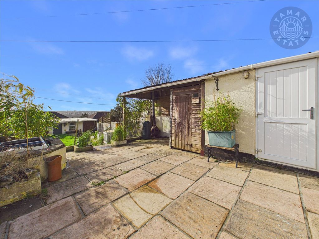 Property photo 3 of 21 Rear Garden