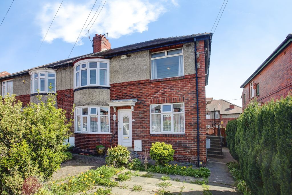 Property photo 1 of 14 Front