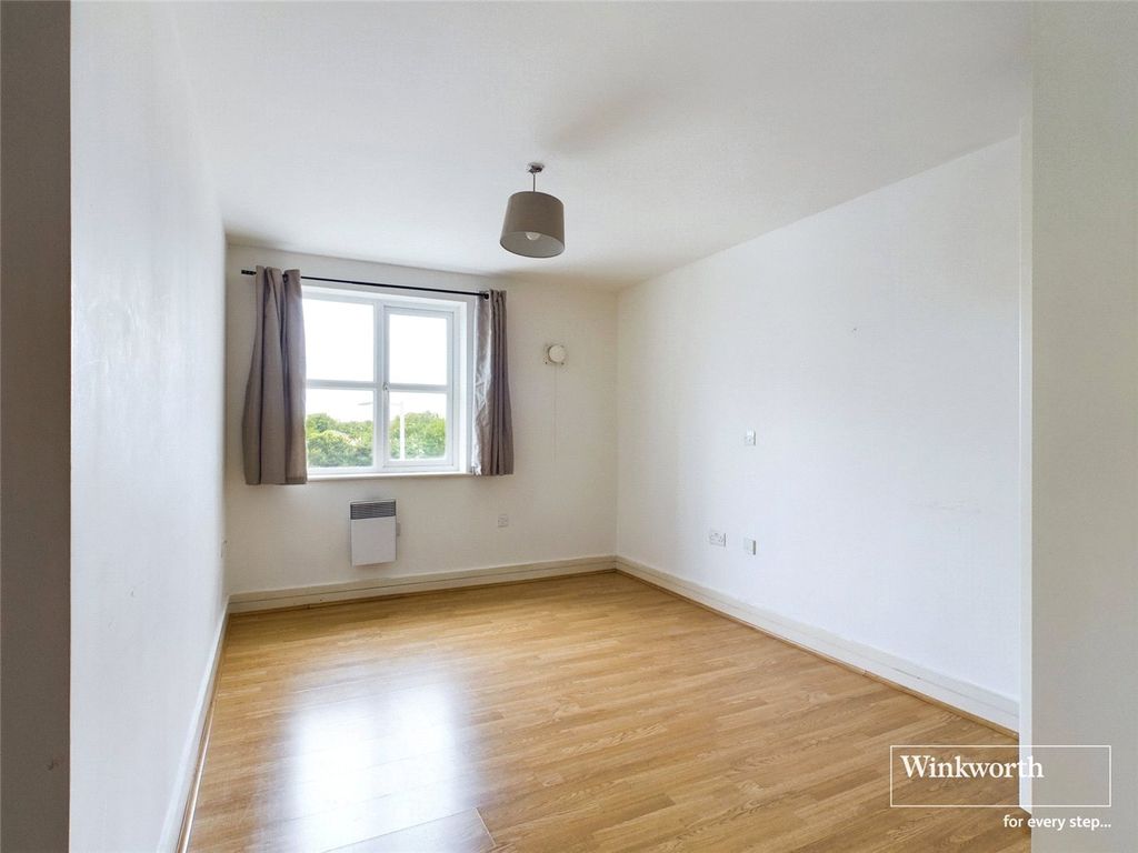 Property photo 2 of 3 Bedroom