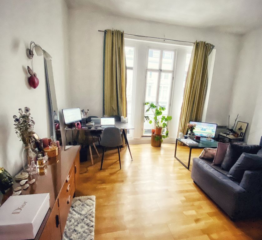 Property photo 2 of 11