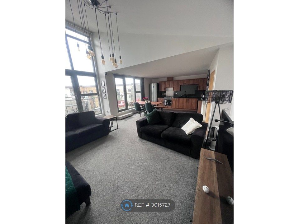 Property photo 1 of 10 Main Living Room And Kitchen