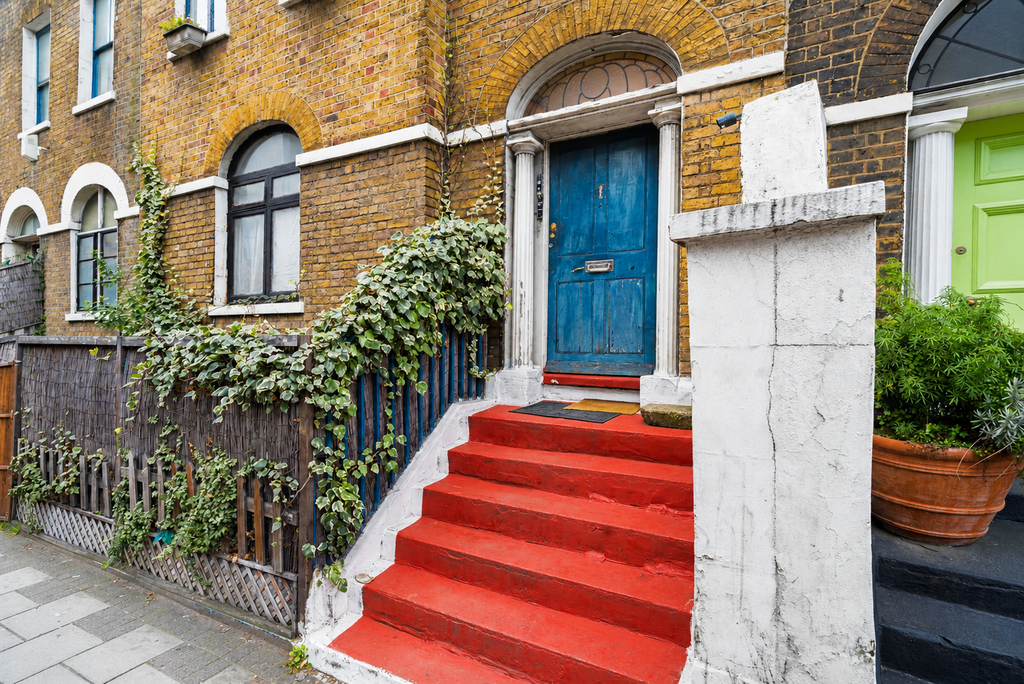 Property photo 1 of 17
