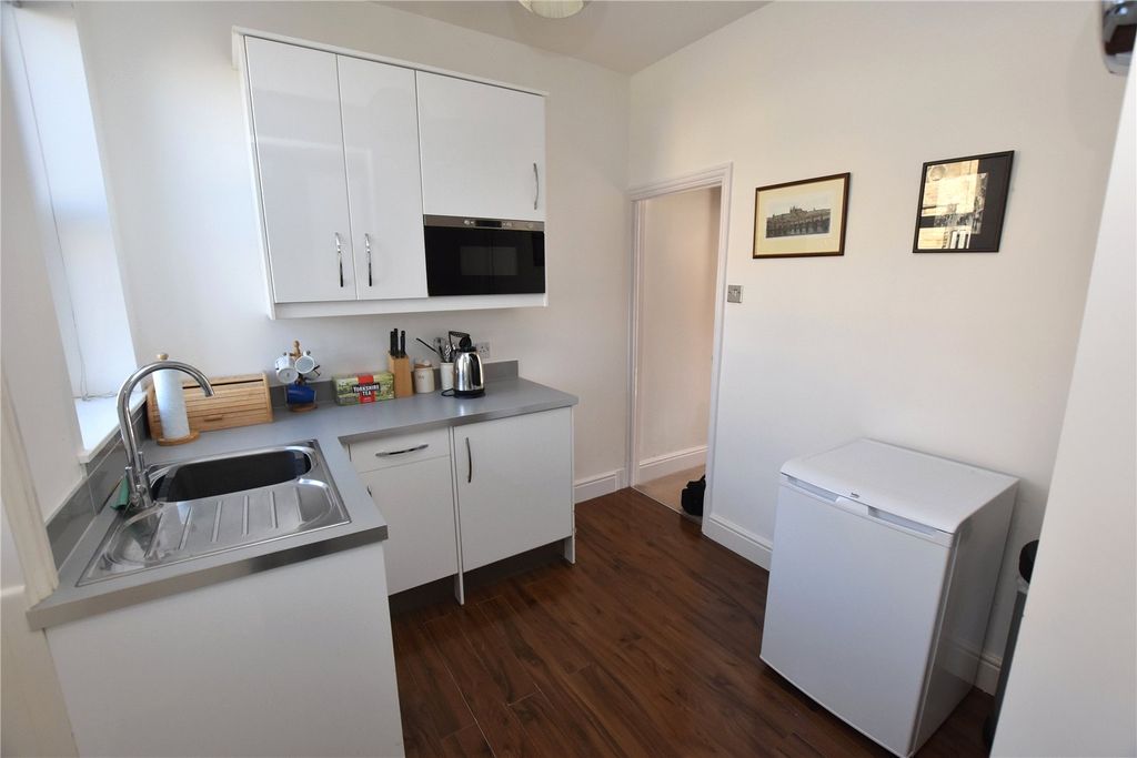 Property photo 3 of 10 Picture No. 07